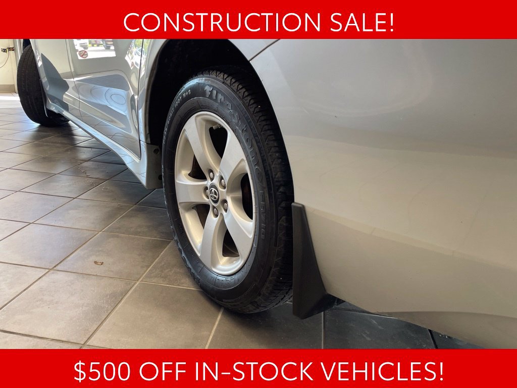 Used 2020 Toyota Sienna LE FWD image 16