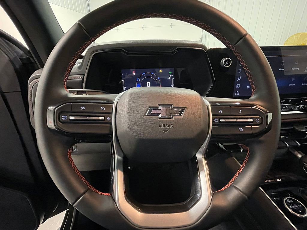 Used 2023 Chevrolet Colorado Z71 w/ Z71 Convenience Package 2 image 35