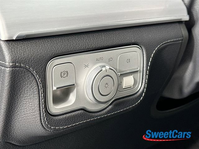 Used 2025 Mercedes-Benz GLE 53 AMG 4MATIC Coupe image 22