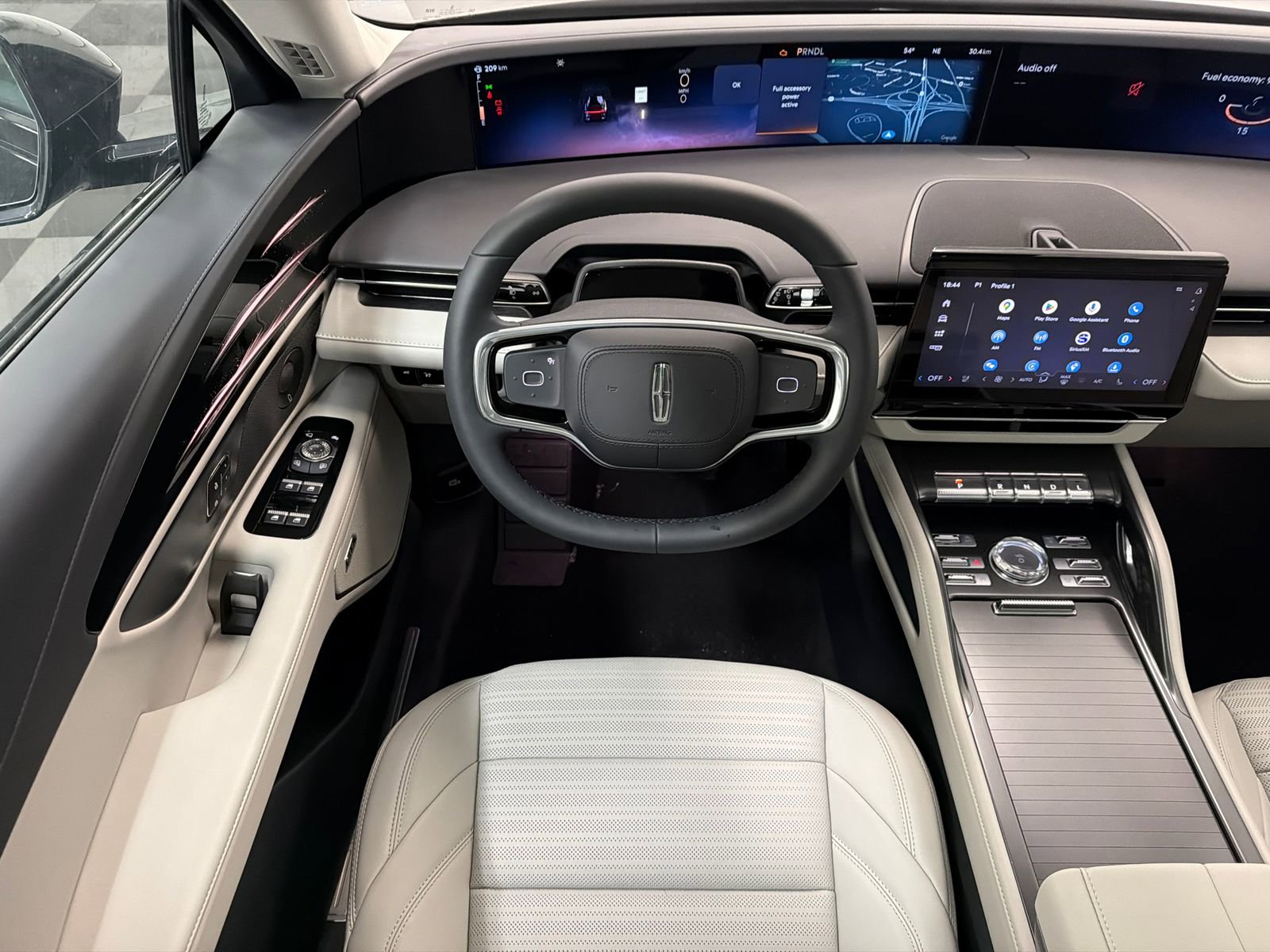 New 2026 Lincoln Nautilus Reserve AWD/4WD image 21