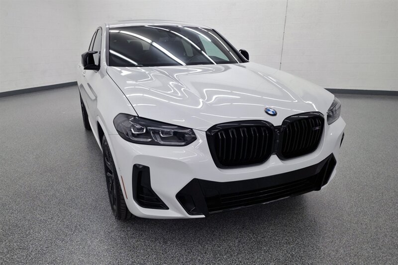 Used 2024 BMW X4 M40i w/ Premium Package AWD/4WD image 11
