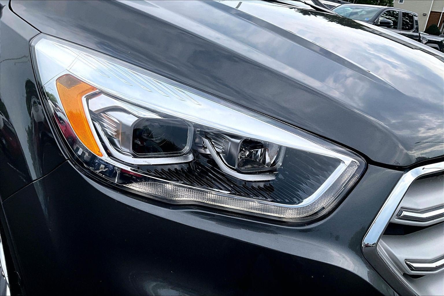 Used 2019 Ford Escape Titanium AWD/4WD image 27