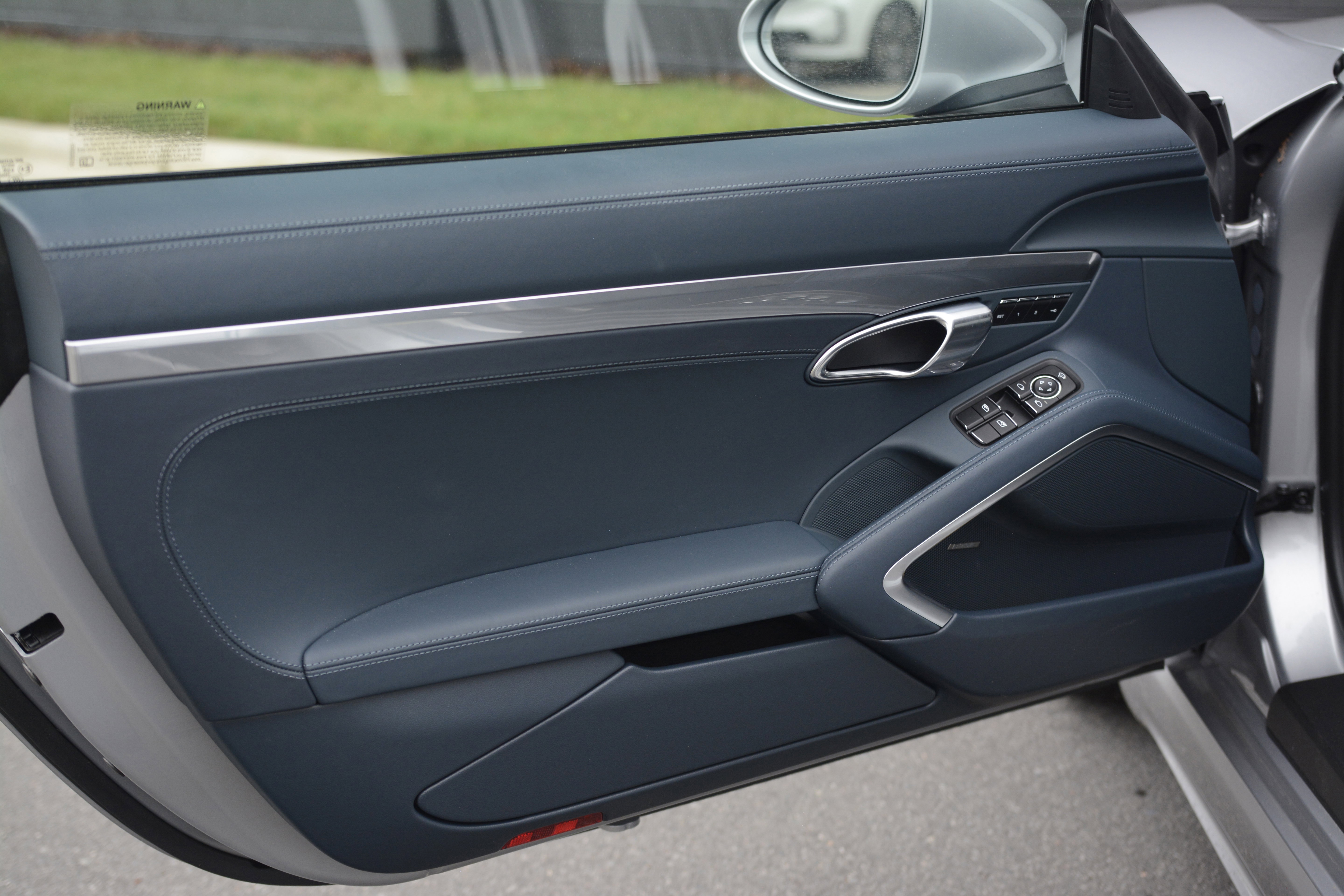 Certified 2025 Porsche 718 Cayman GTS RWD image 13