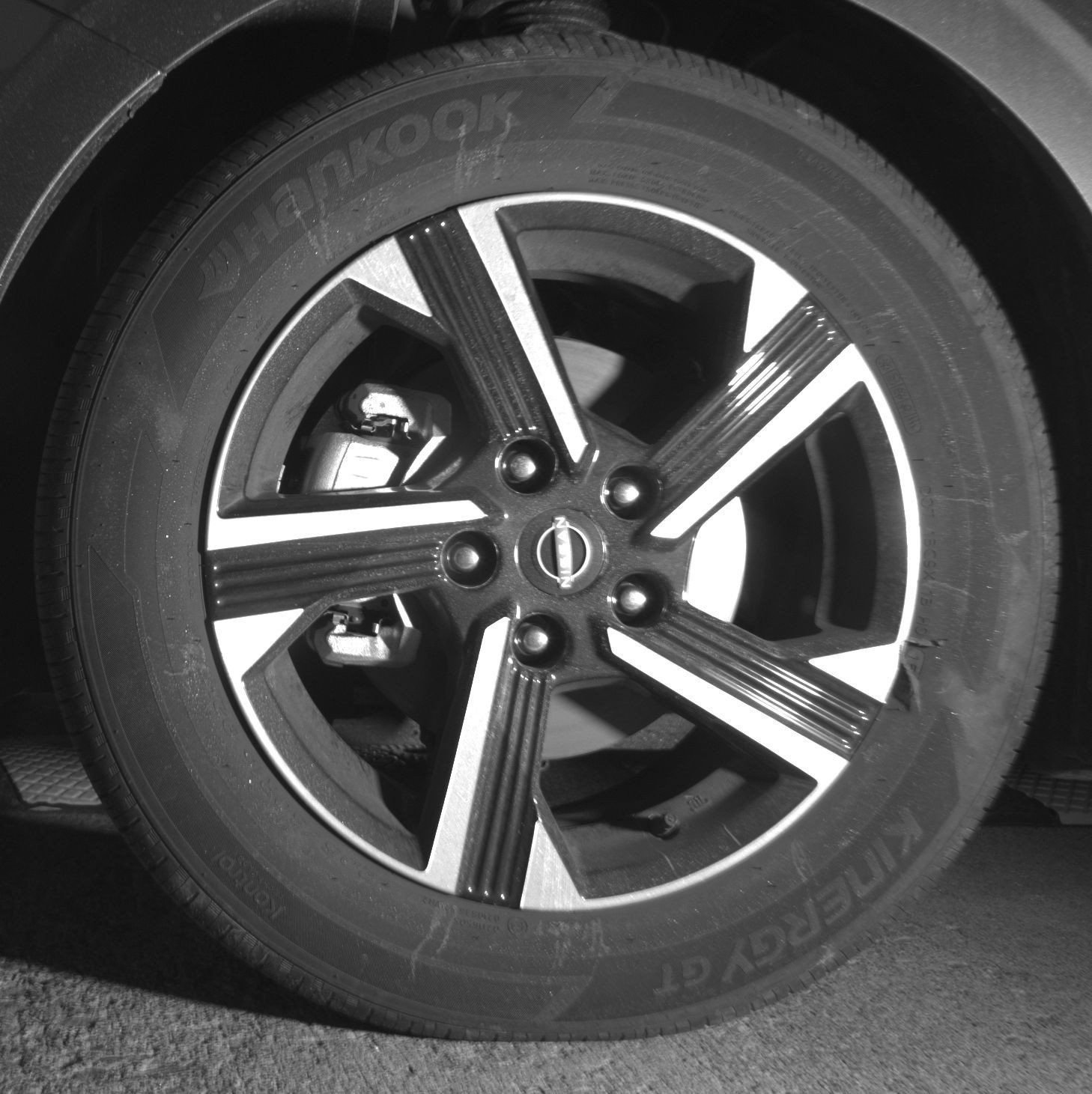 Used 2025 Nissan Sentra SV FWD image 14