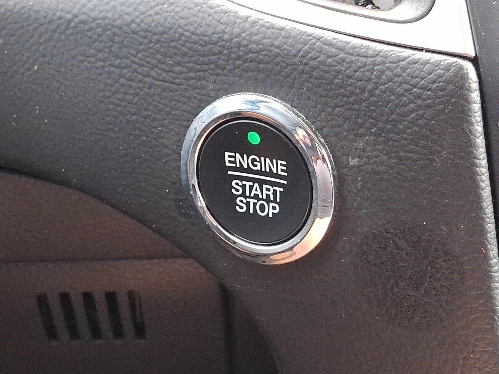 Used 2024 Ford Edge SEL AWD/4WD image 21