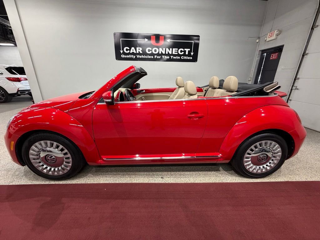 Used 2015 Volkswagen Beetle 1.8T FWD image 18