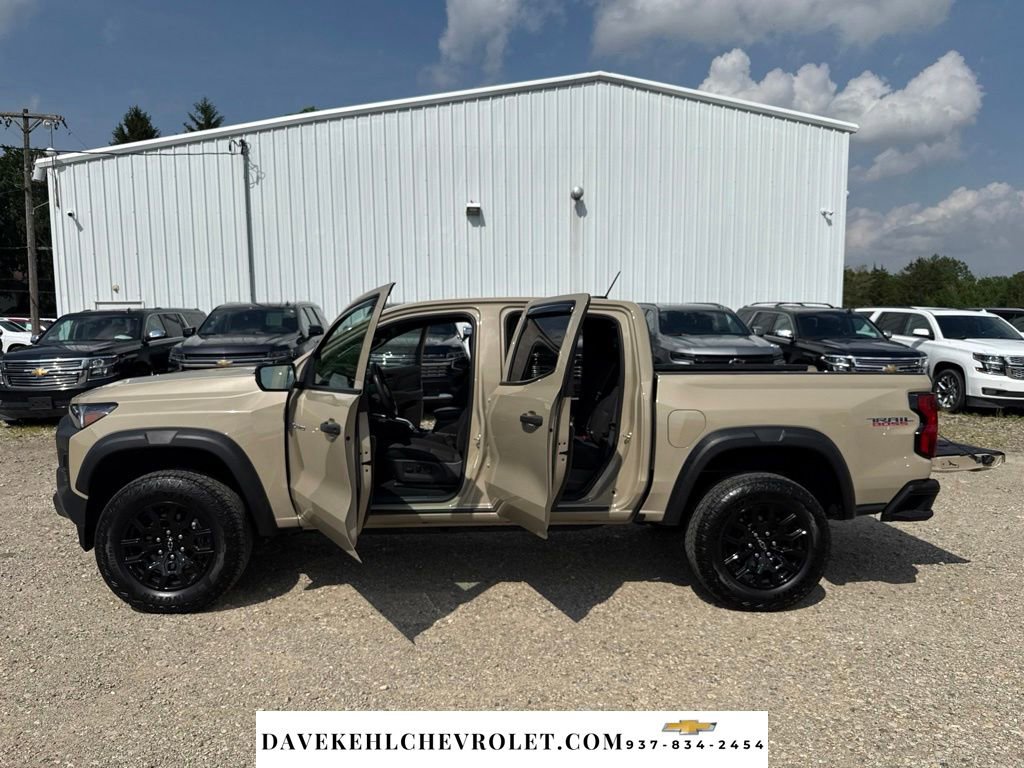 Used 2023 Chevrolet Colorado Trail Boss w/ Advanced Trailering Package AWD/4WD image 23