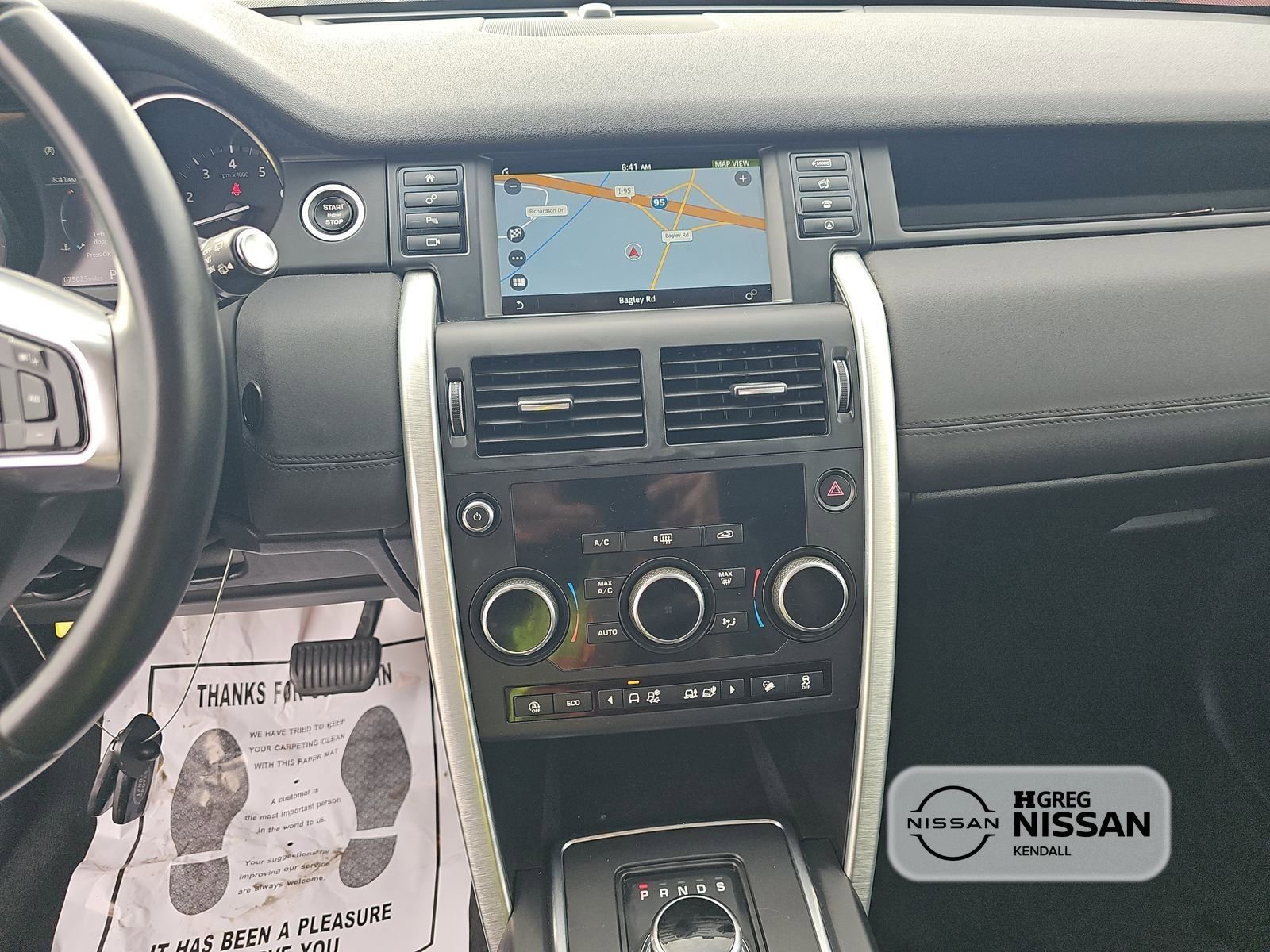 Used 2018 Land Rover Discovery Sport SE AWD/4WD image 11
