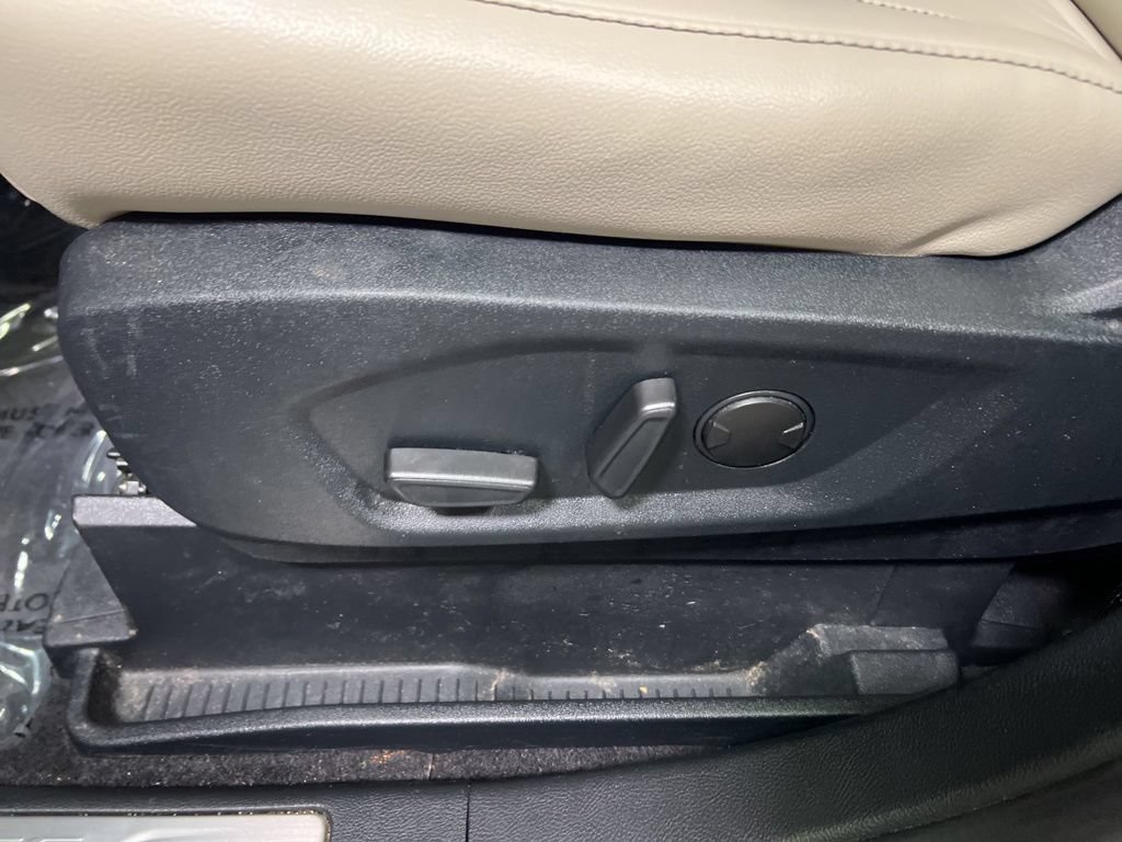 Used 2021 Ford Edge Titanium w/ Cargo Accessory Package FWD image 23