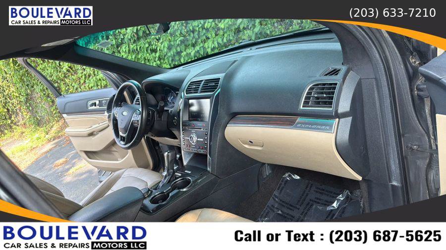 Used 2016 Ford Explorer Limited image 40