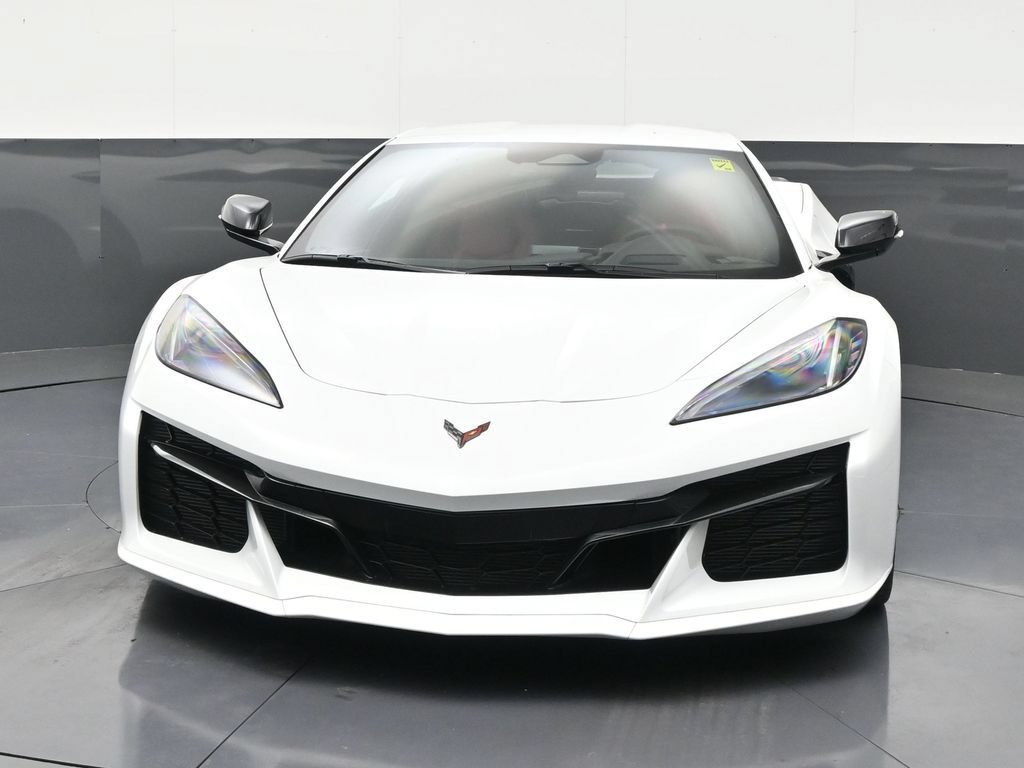 Used 2025 Chevrolet Corvette Z06 RWD image 8