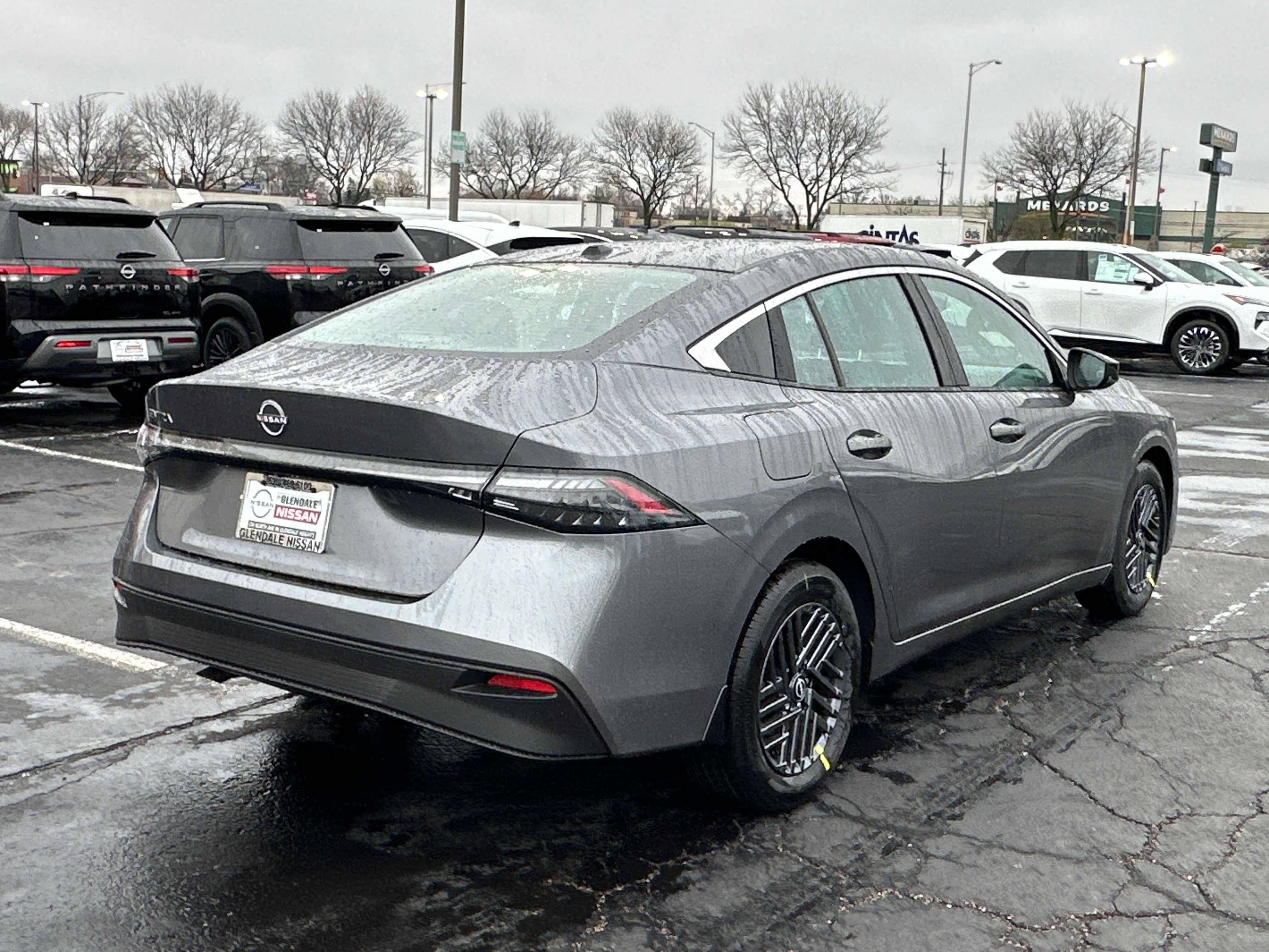 New 2026 Nissan Sentra SV w/ SV Convenience Package FWD image 4