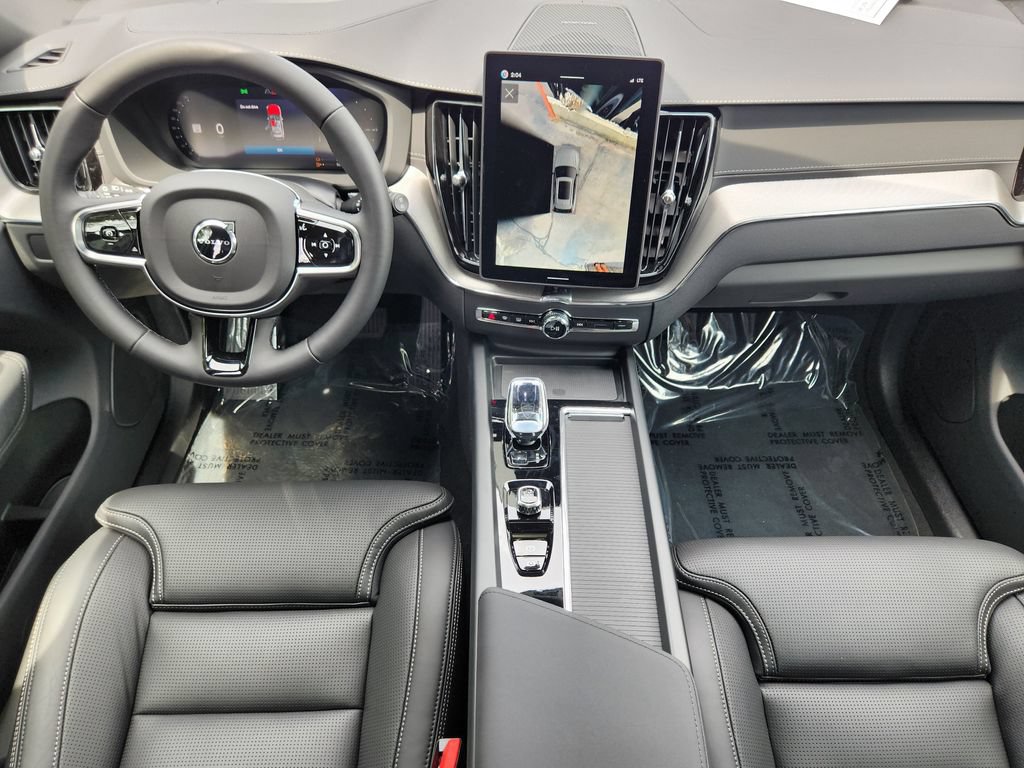 New 2026 Volvo XC60 T8 Ultra w/ Climate Package PRO AWD/4WD image 16