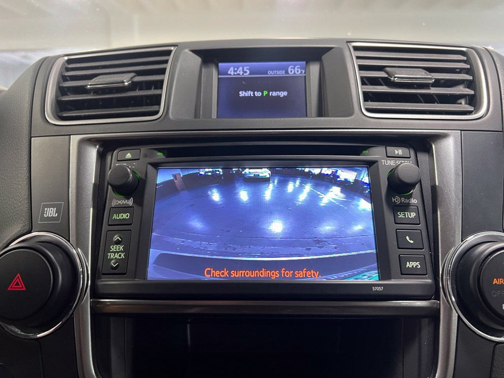 Used 2013 Toyota Highlander Limited FWD image 32