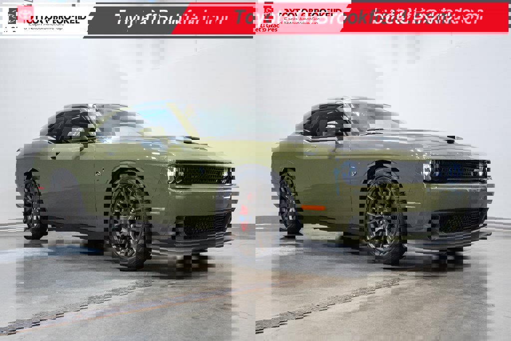 Used 2015 Dodge Challenger SRT Hellcat