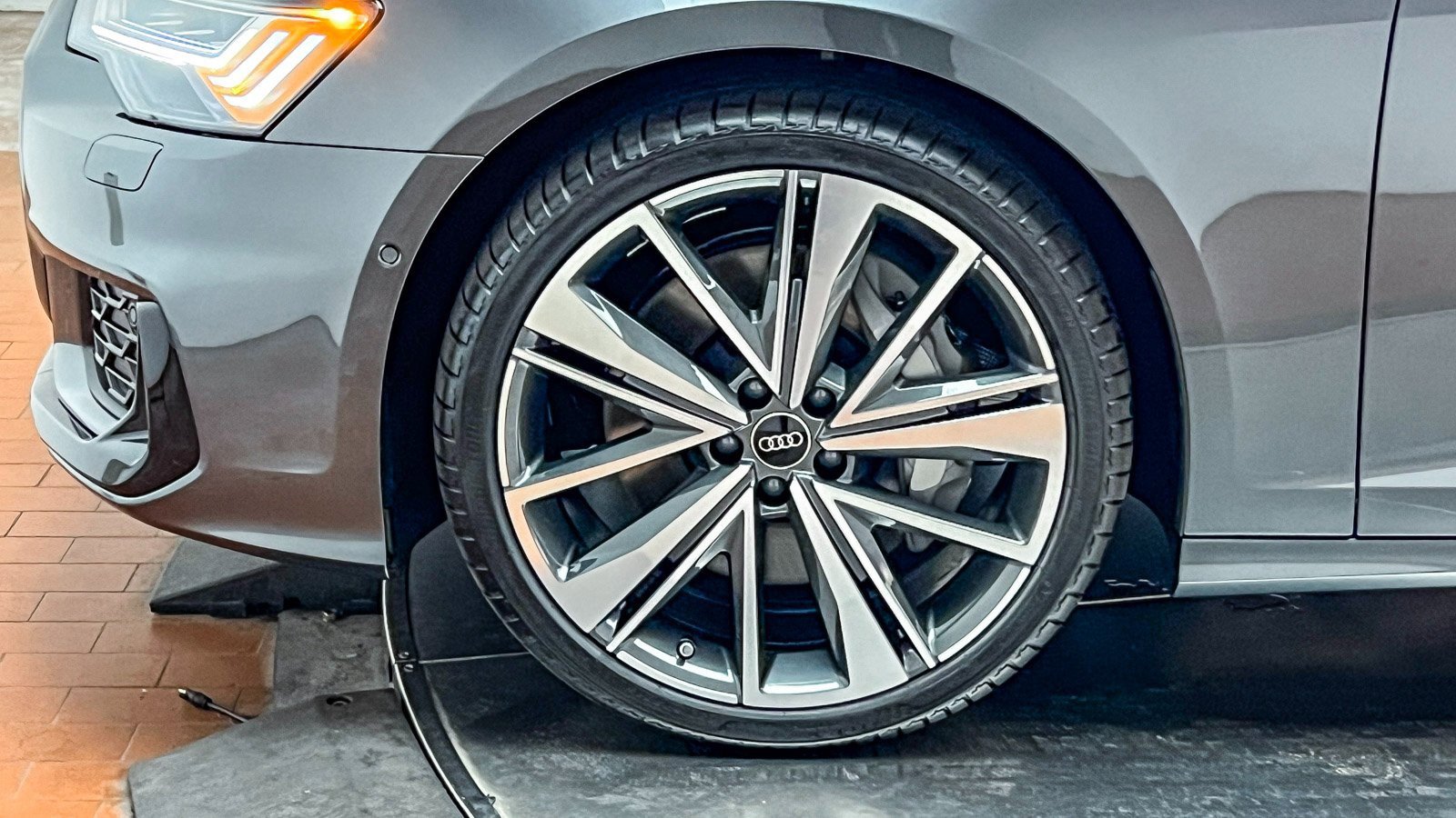 New 2025 Audi A6 3.0T Prestige image 13