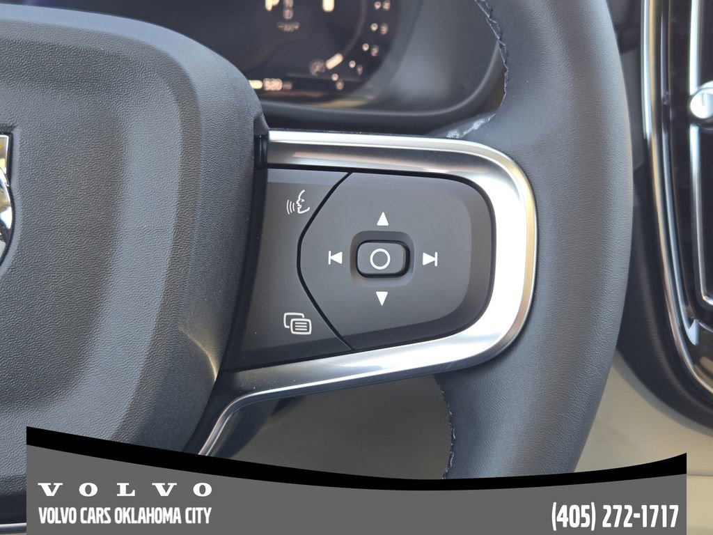 New 2026 Volvo XC40 B5 Ultra w/ Protection Package Premier AWD/4WD image 28