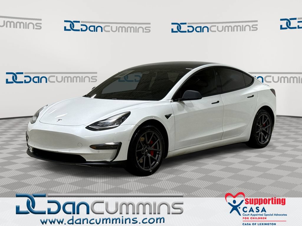 Used 2021 Tesla Model 3 Standard Range Plus RWD image 1