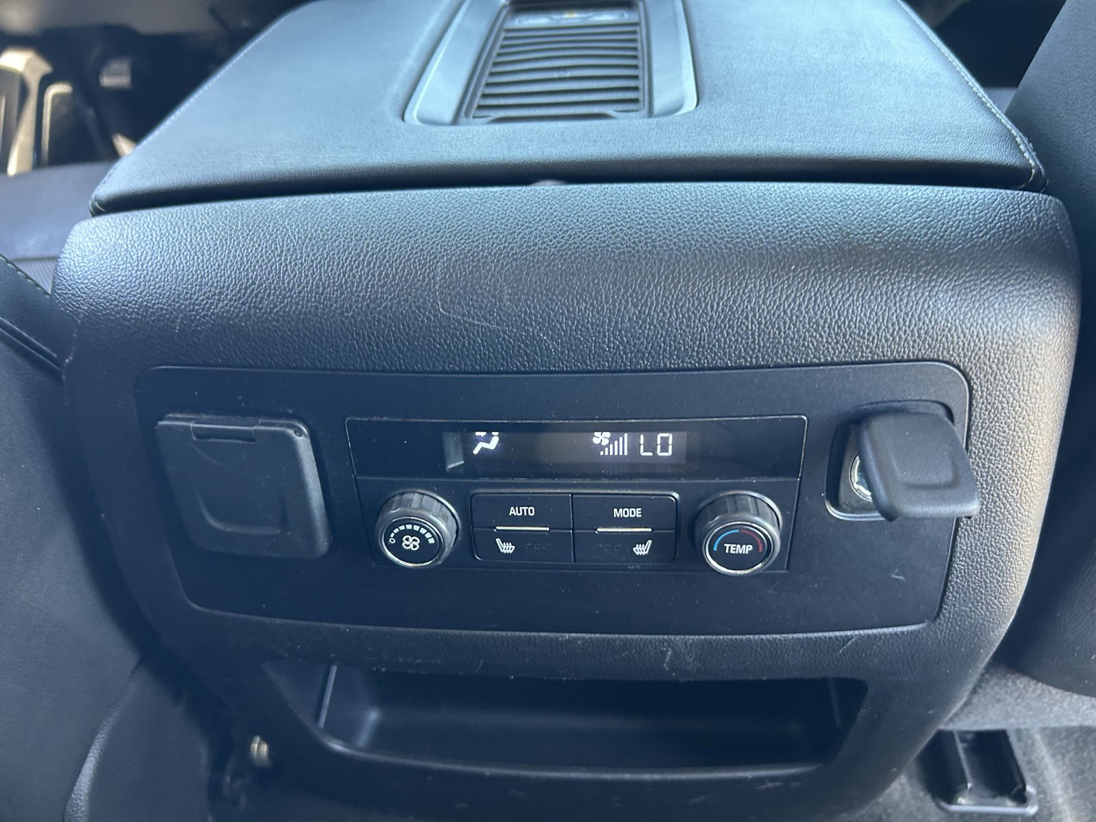 Certified 2016 Chevrolet Tahoe LTZ image 15