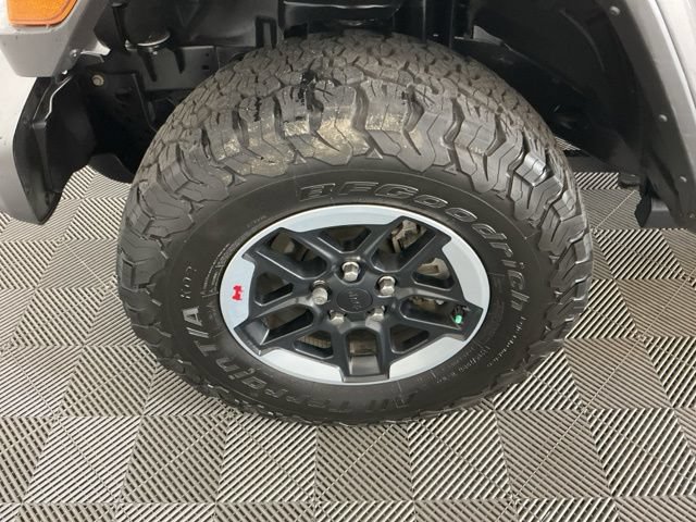 Used 2022 Jeep Wrangler Unlimited Rubicon AWD/4WD image 30