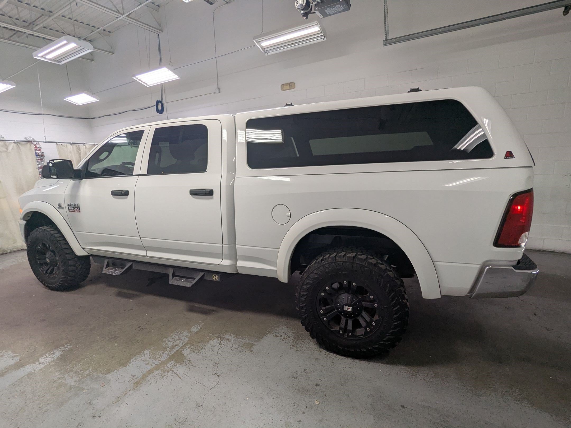 Used 2012 RAM 2500 ST w/ Chrome Appearance Group AWD/4WD image 10