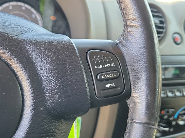 Used 2007 Jeep Liberty Sport AWD/4WD image 15