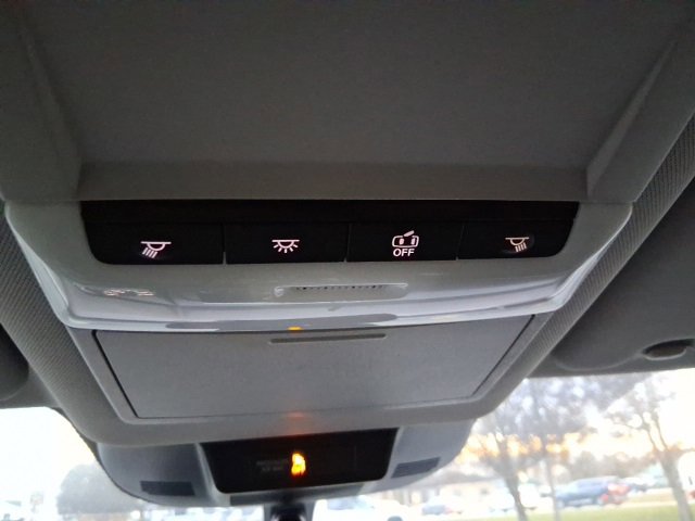 Used 2023 Nissan Rogue S image 24