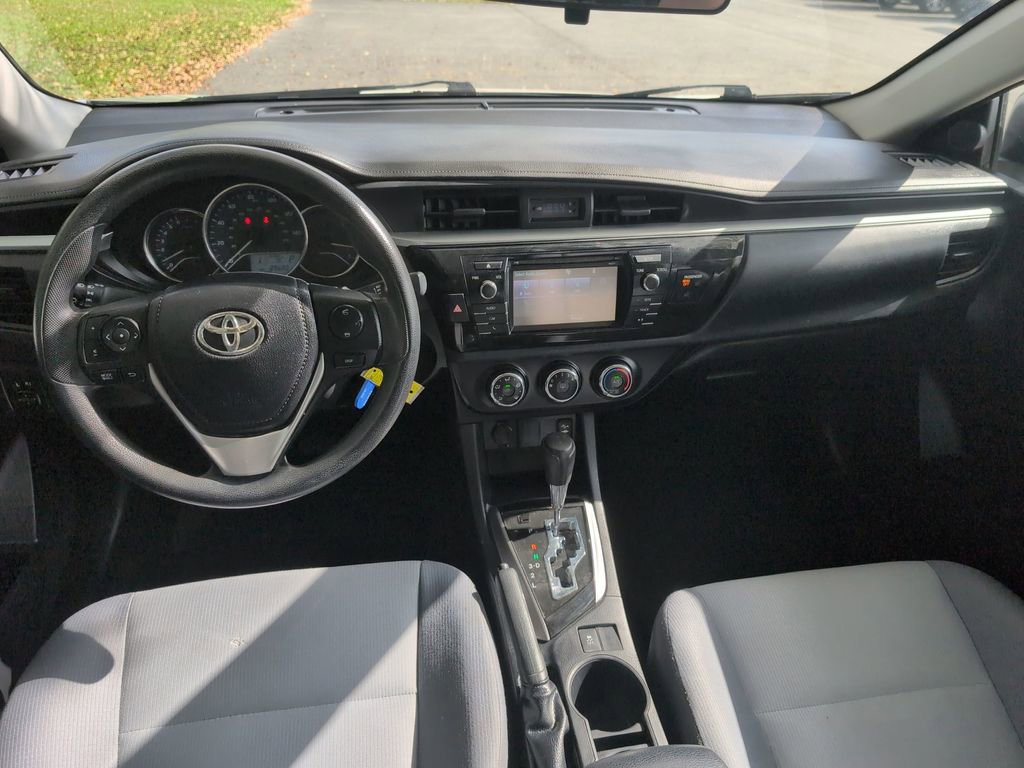 Used 2016 Toyota Corolla S image 8