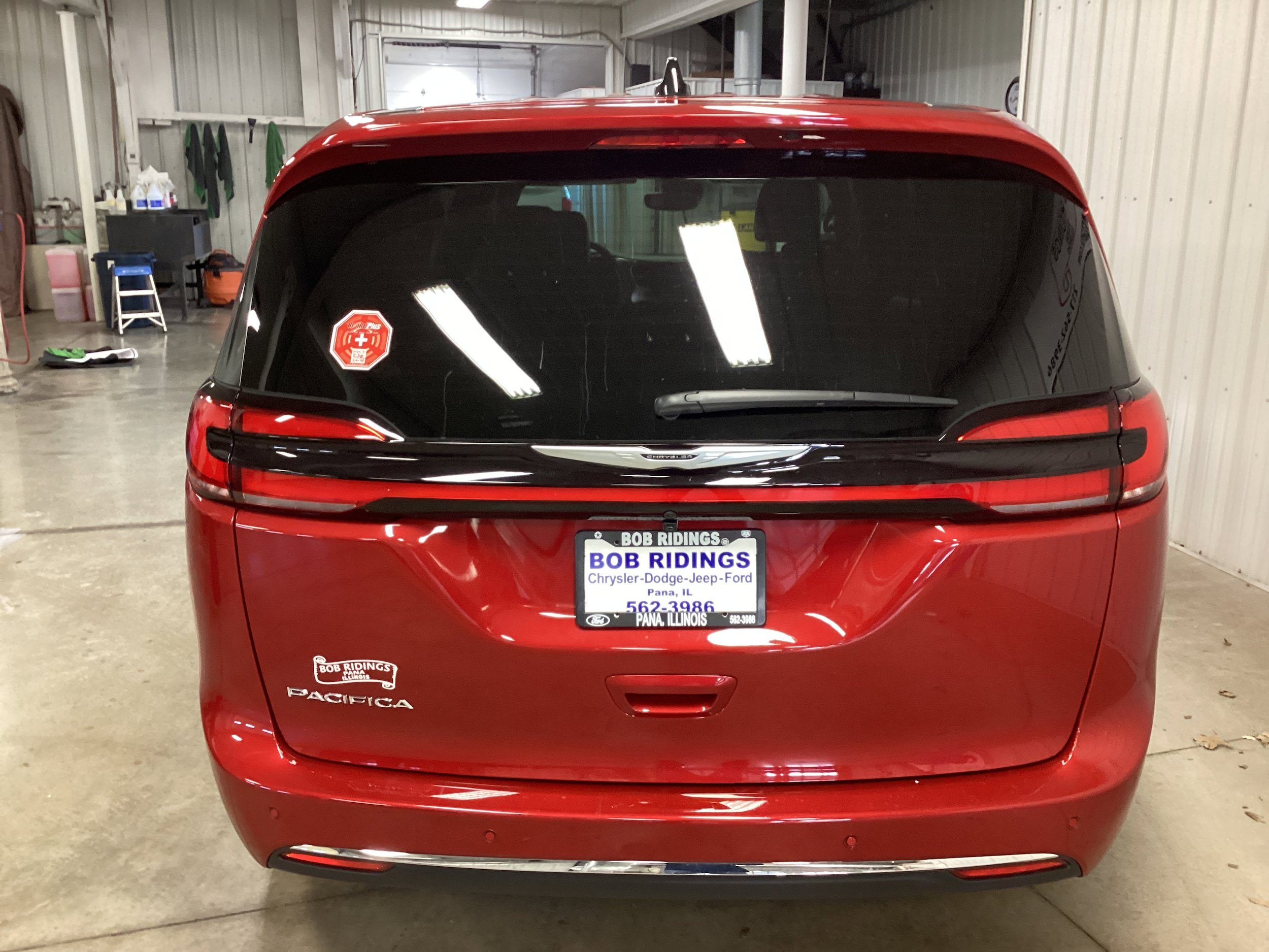 New 2026 Chrysler Pacifica Select FWD image 4
