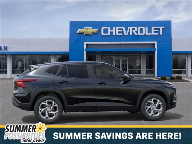 New 2026 Chevrolet Trax LS w/ LS Convenience Package FWD image 5