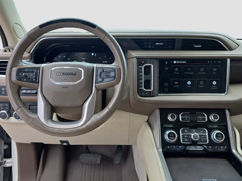 Used 2023 GMC Yukon XL Denali w/ Advanced Technology Package AWD/4WD image 12