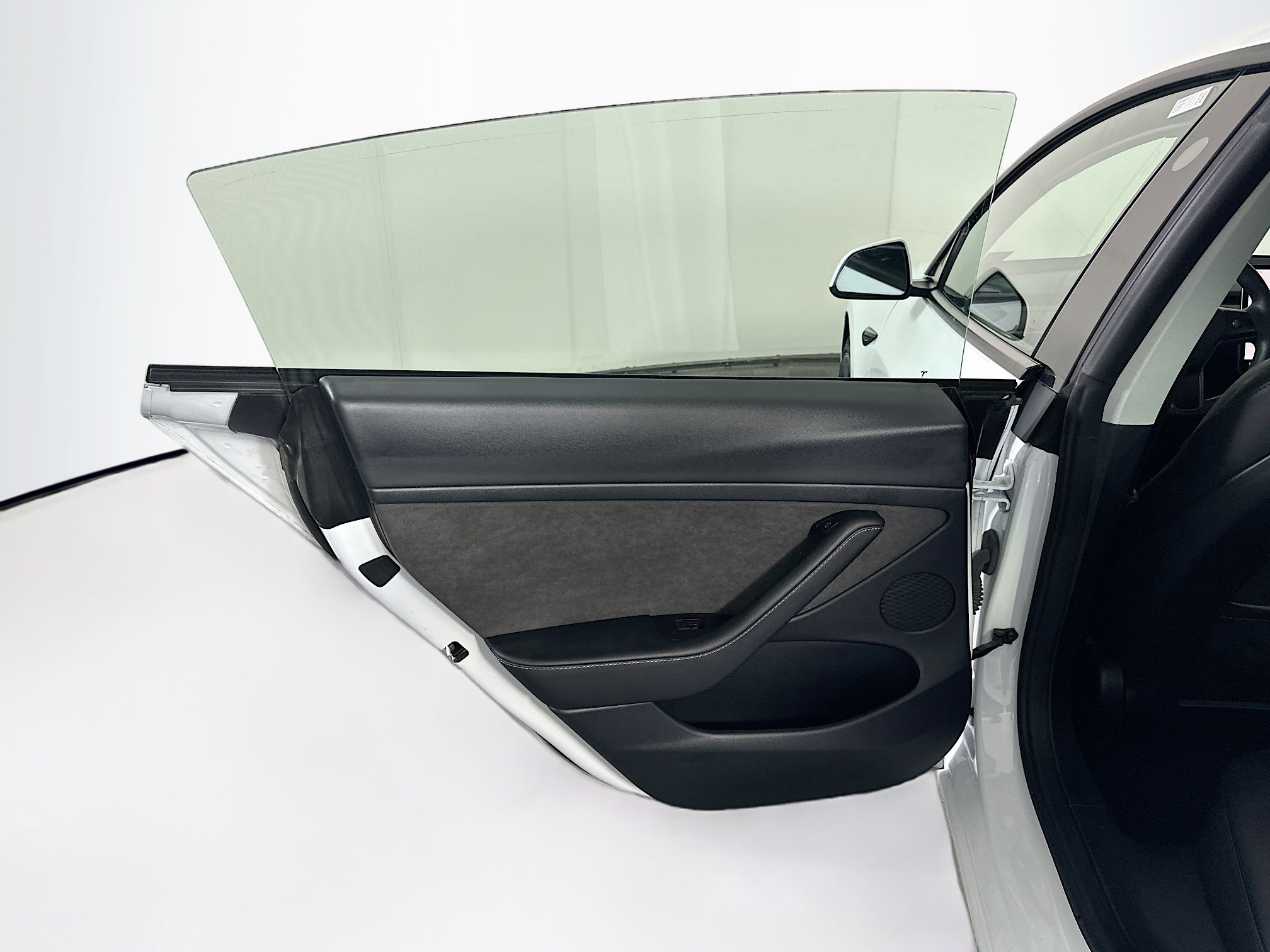 Used 2023 Tesla Model 3 Standard Range RWD image 27