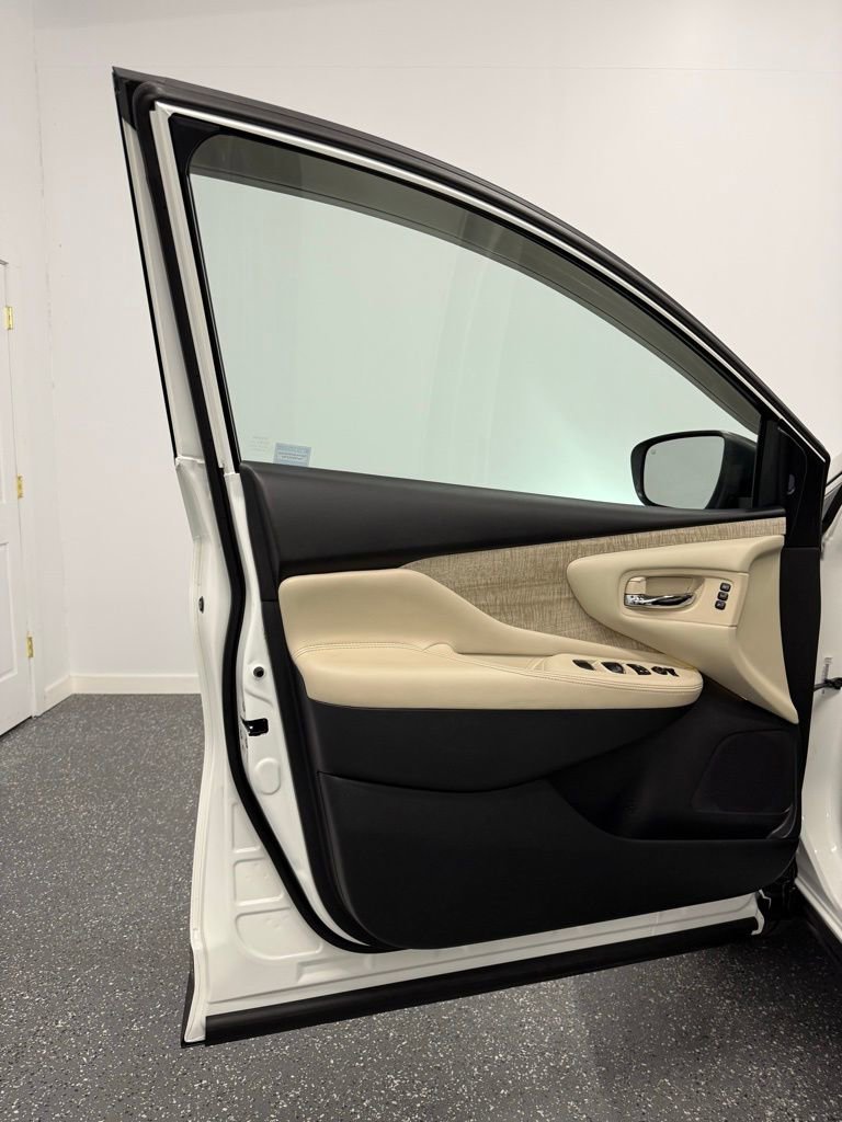 Used 2020 Nissan Murano SL w/ Moonroof Package image 43