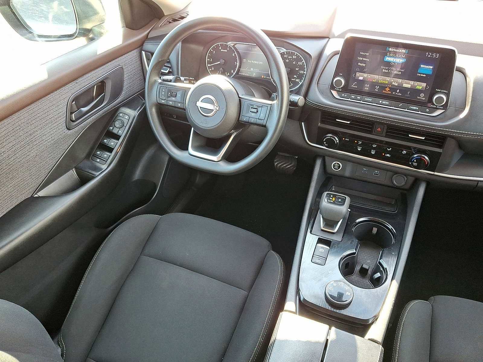 Used 2023 Nissan Rogue S image 10