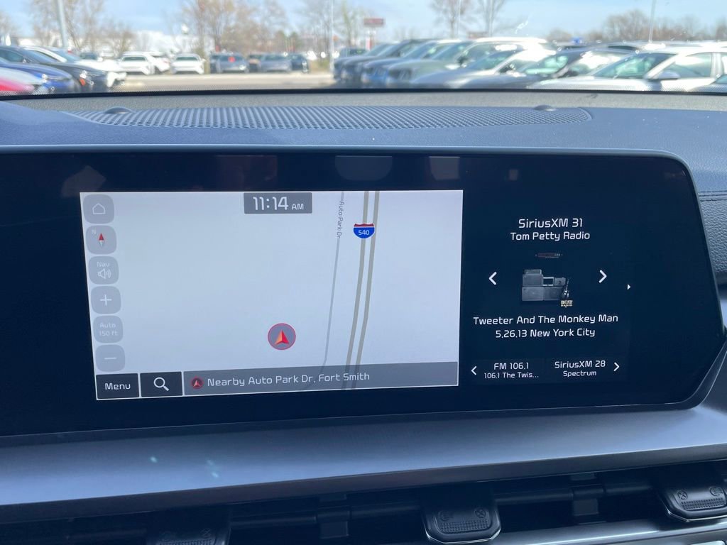 Used 2024 Kia Telluride S w/ S Sunroof Package image 16