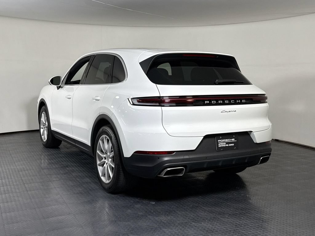 Certified 2024 Porsche Cayenne AWD/4WD image 3