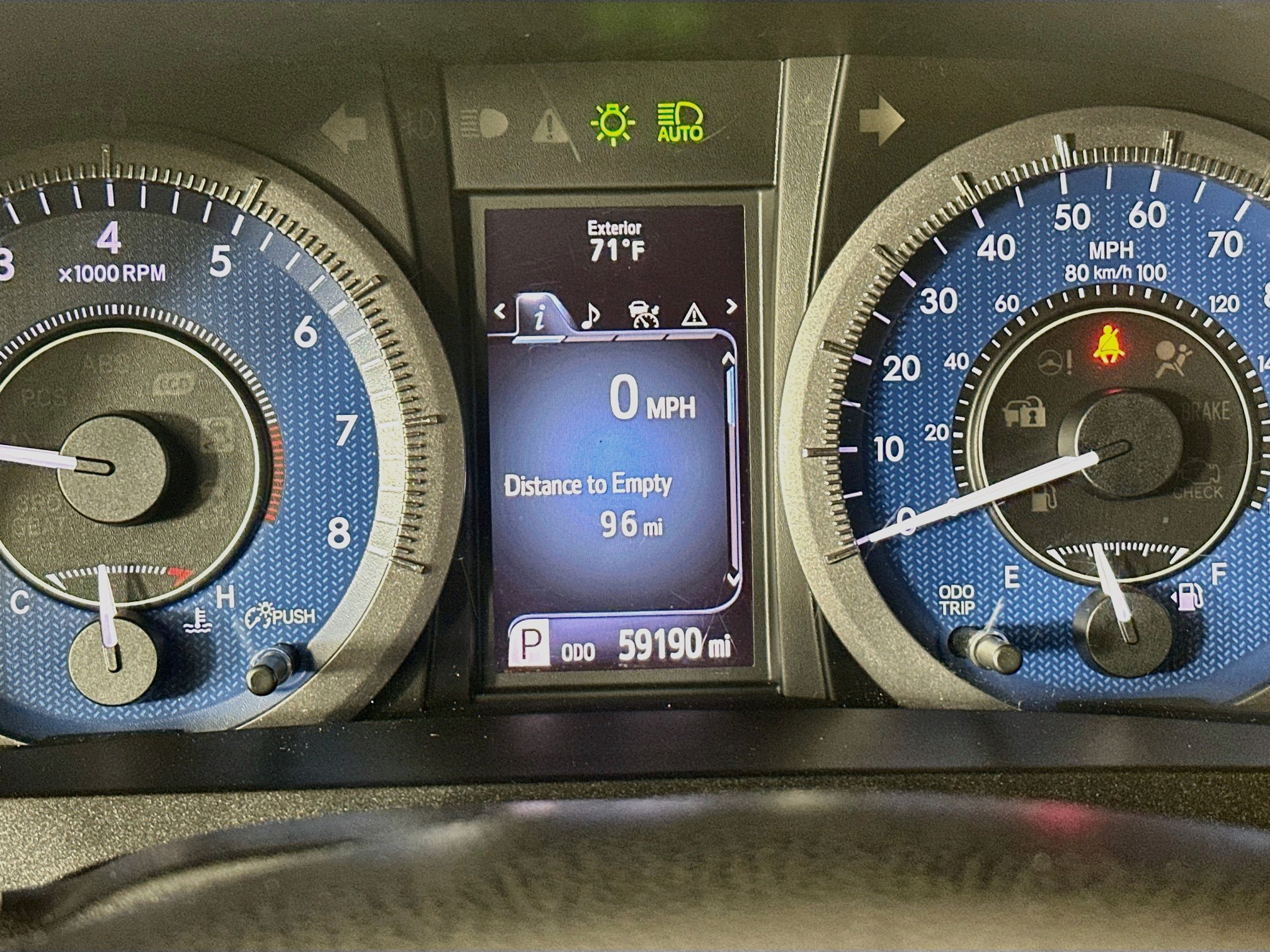 Used 2019 Toyota Sienna XLE FWD image 19
