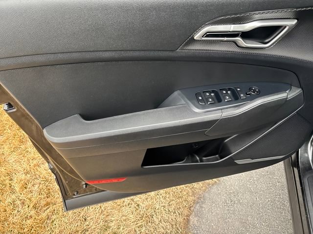 Used 2023 Kia Sportage LX image 10