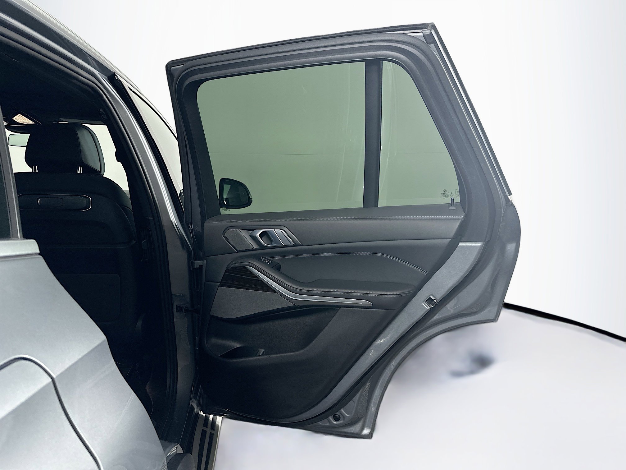 Used 2024 BMW X5 sDrive40i image 32