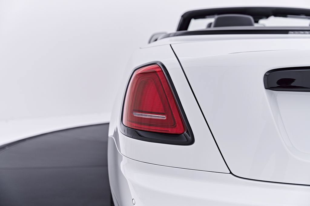 Used 2020 Rolls-Royce Dawn RWD image 36