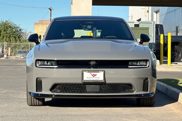 New 2025 Dodge Charger Daytona R/T w/ Sun & Sound Package AWD/4WD image 8