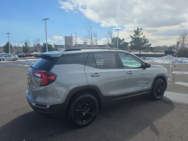 Used 2024 GMC Terrain AT4 image 3