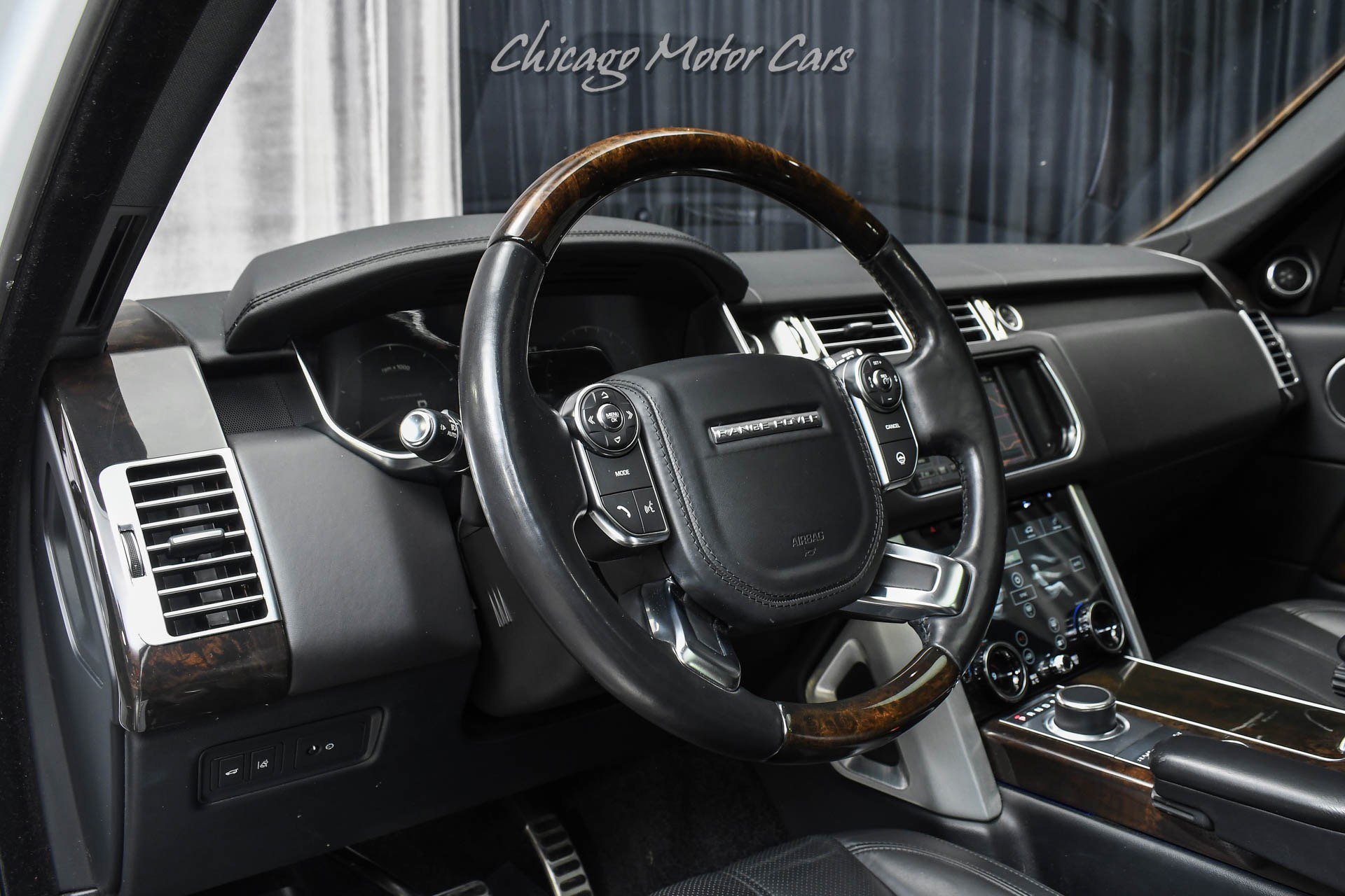 Used 2016 Land Rover Range Rover Long Wheelbase Supercharged image 8