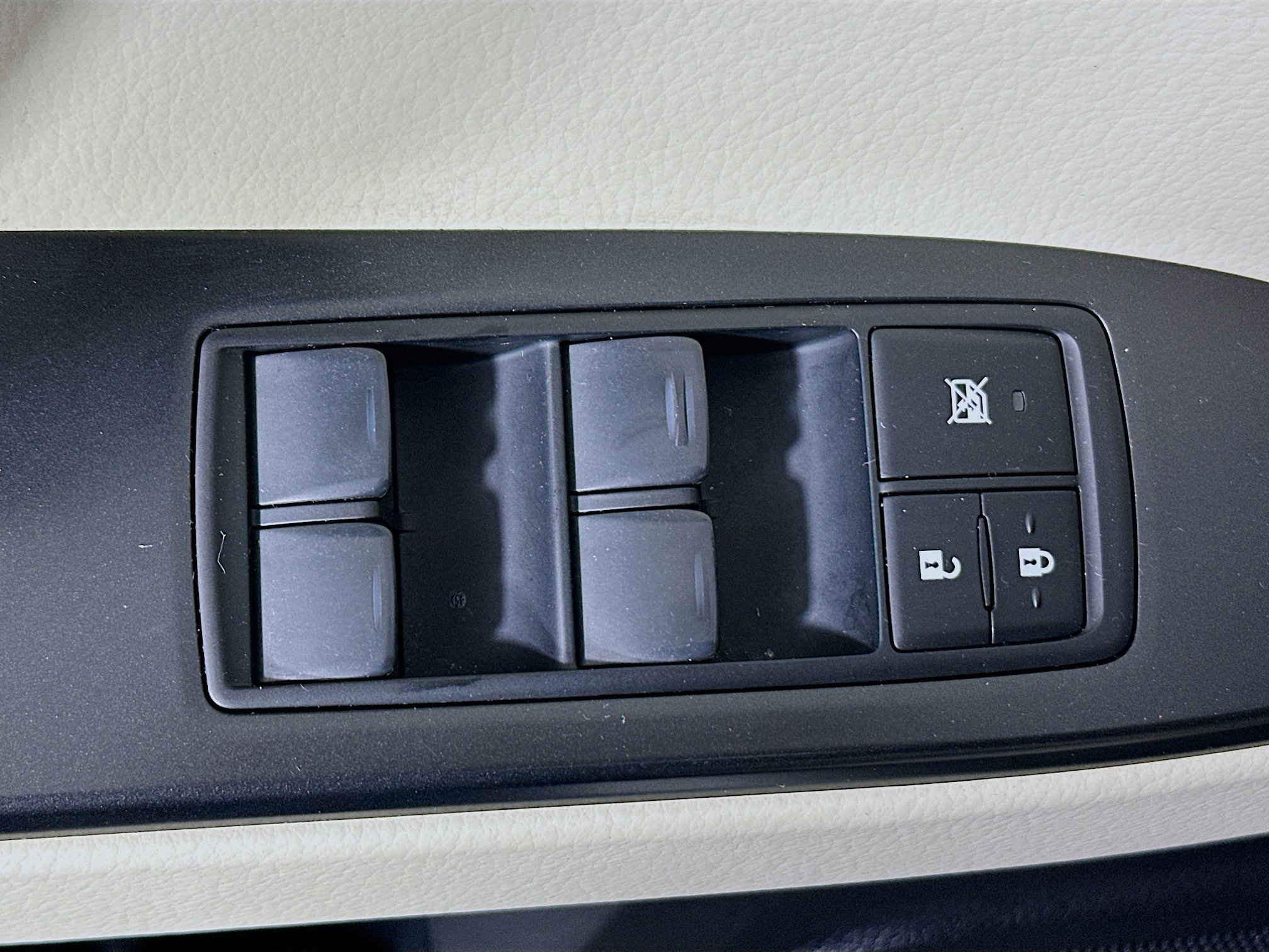 Used 2022 Lexus GX 460 Premium w/ Premium Package image 14