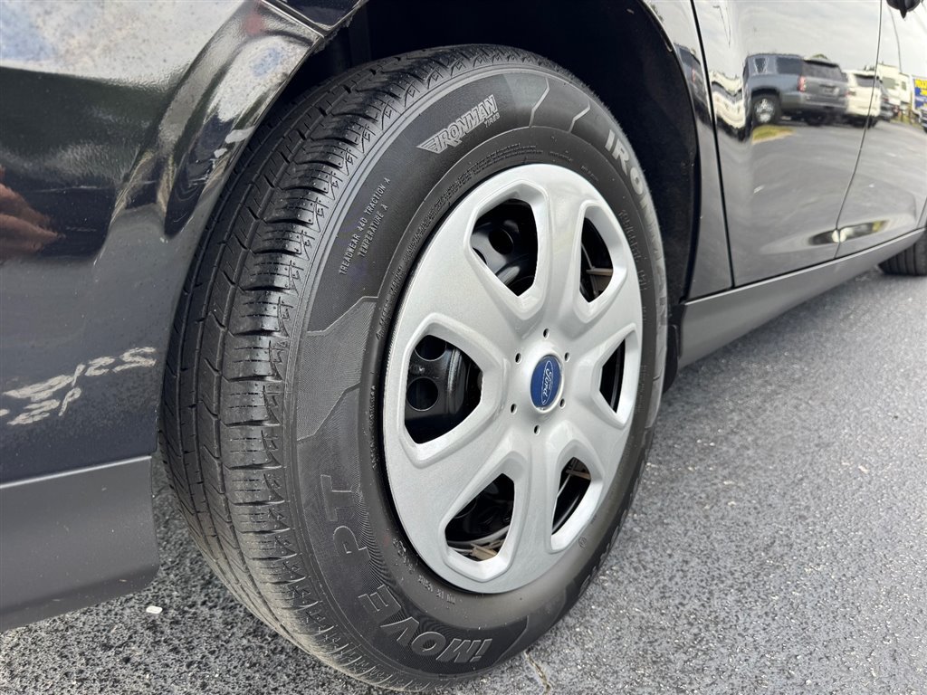 Used 2017 Ford Focus S FWD image 10