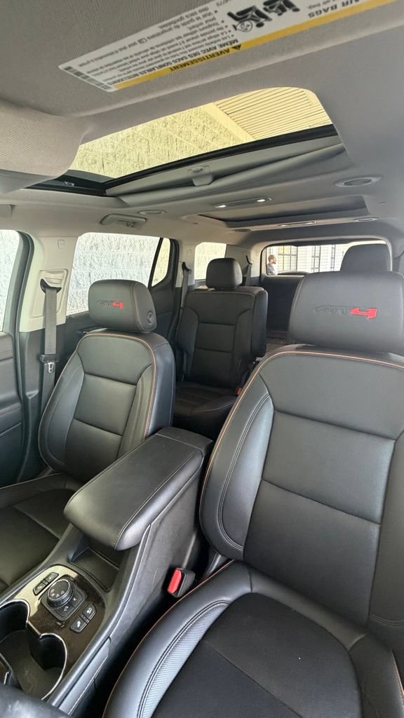 Certified 2022 GMC Acadia AT4 w/ Technology Package AWD/4WD image 2