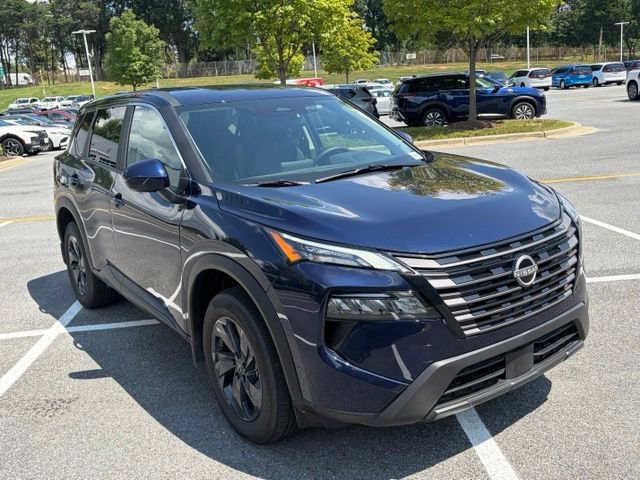 Certified 2026 Nissan Rogue SV FWD image 8