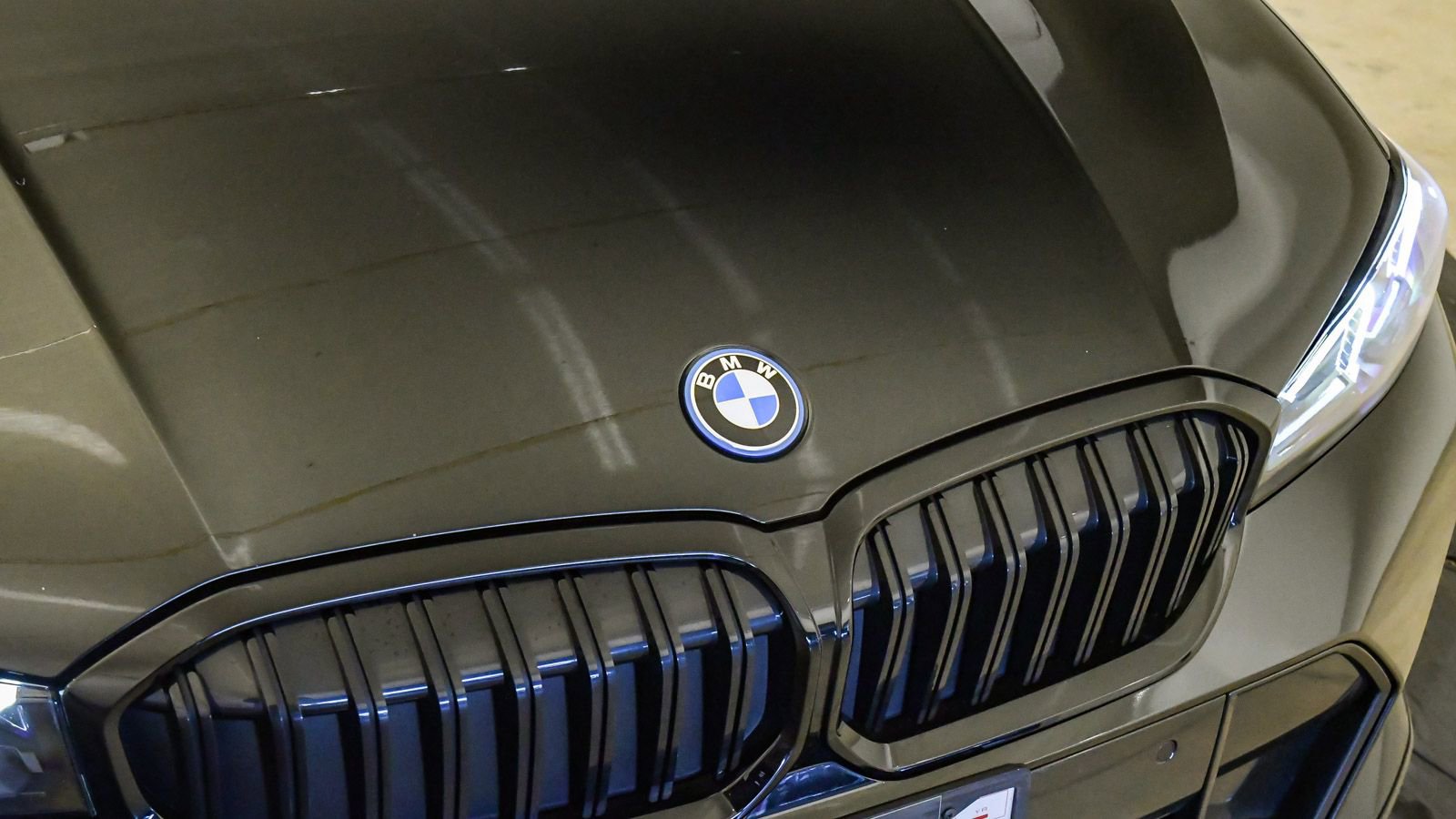 Certified 2023 BMW 330e 330e iPerformance w/ M Sport Package image 8