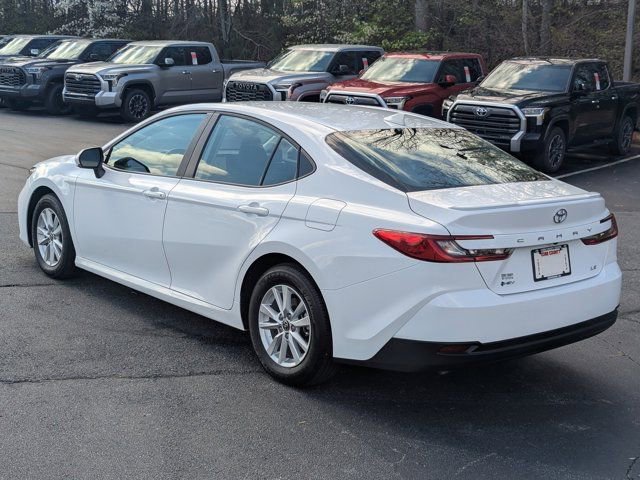 Used 2025 Toyota Camry LE w/ Convenience Package image 5