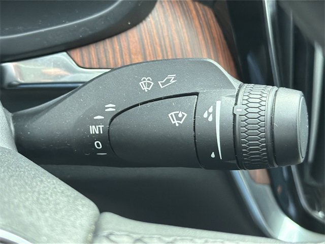 Used 2024 Volvo S60 B5 Plus image 28